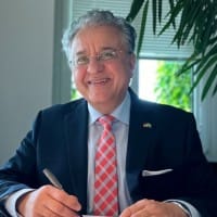 Parvis Papoli-Barawati